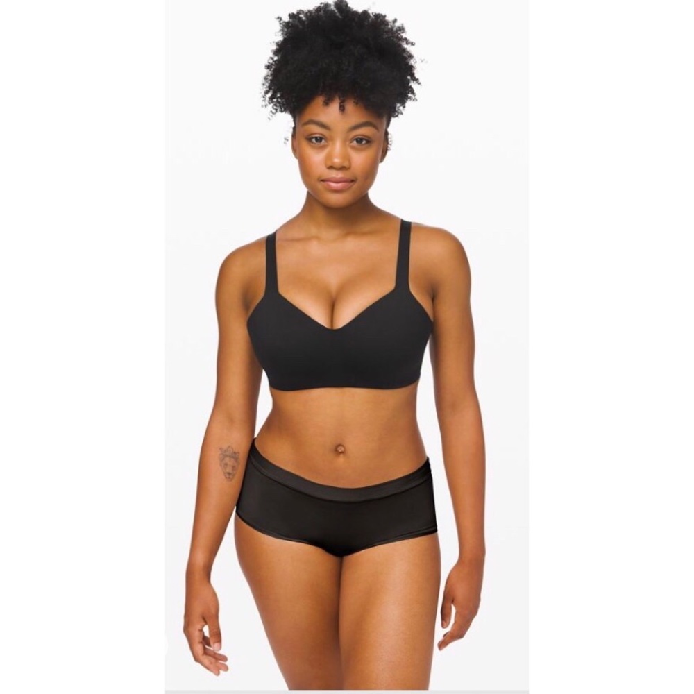 BNWT Lululemon Hold True Bra